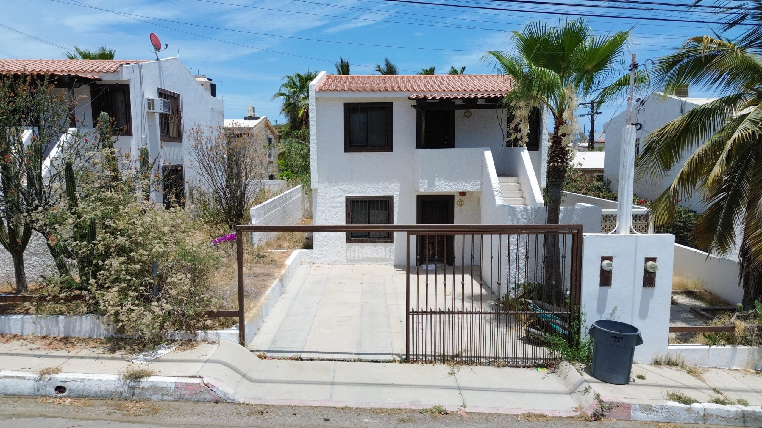 Los Cabos El Tule-Inland:General Pre-construction residence in Rancho Los Tules, Los Cabos. Features 4 bedrooms, each with a full bathroom and walk-in closet, offering privacy and comfort. Enjoy ocean for sale