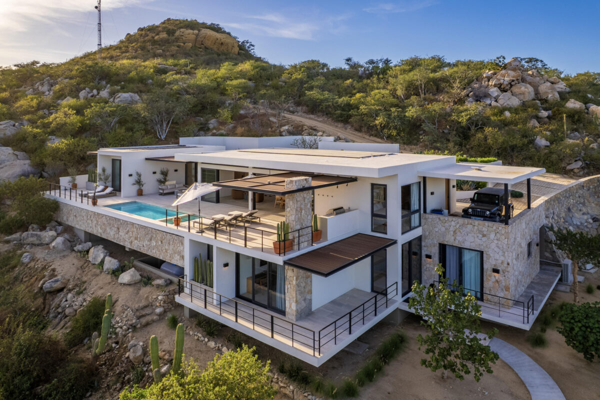 Los Cabos El Tule-Inland:General SAVVY INVESTOR'S DREAM -- BUILT WITH EXCEPTIONAL QUALITY & LIMITLESS POTENTIAL. A rare turnkey development opportunity distinguished by elite construction standards - a level of quality seldom found in Los Cabos. Offered as a complete 10-unit boutique project, it includes two fully finished, luxury turnkey residences showcasing the superior craftsmanship, premium materials, and structural durability that define this development. The remaining eight units are structurally prepared and ready to be completed according to the existing design or customized to match the buyer's vision. Blueprints are in early conceptual stage and can be modified to create a variety of high-value concepts, such as: Boutique hotel, Luxury branded residences, Wellness or medical retreat, Corporate retreat or co-living concept, Exclusive rental community.Located in the high-demand Corridor between Cabo San Lucas and San José del Cabo, the project benefits from exceptional visibility, strong rental demand, and – Casa Savoy, Block 1, Lot 113, San Jose del Cabo, BS