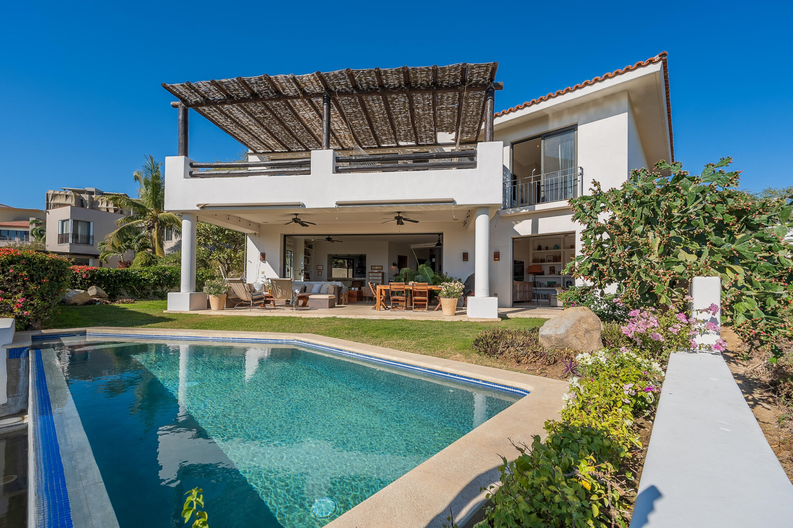 Los Cabos Pedregal Csl Welcome to the house of your dreams, or translated, Casa de los SueΓ±os!! Nestled in the serene and established community of Pedregalito, this fully remodeled, move-in-ready home combines contemporary style with expansive living spaces. Just steps from the iconic Pedregal Beach, Casa de los SueΓ±os features breathtaking ocean for sale