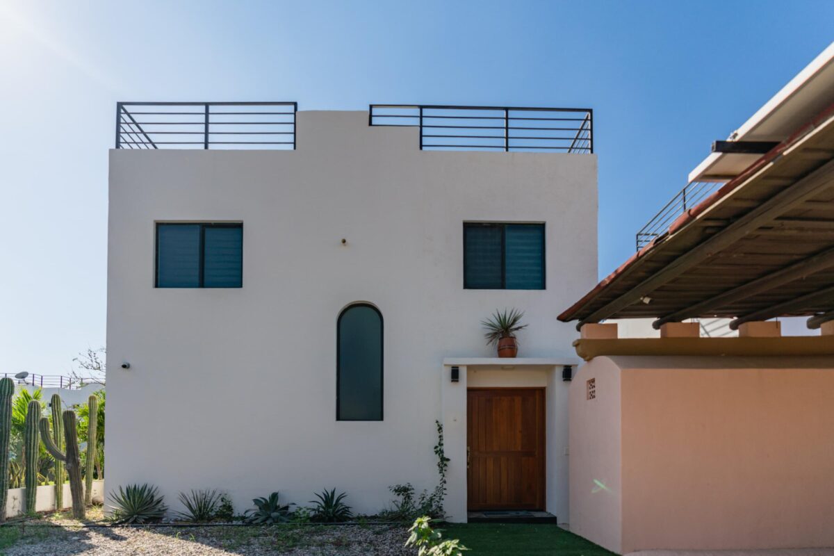 Los Cabos El Tule-Inland:General Pre-construction residence in Rancho Los Tules, Los Cabos. Features 4 bedrooms, each with a full bathroom and walk-in closet, offering privacy and comfort. Enjoy ocean – Villa 21 Cluster 4, Cabo Corridor, BS