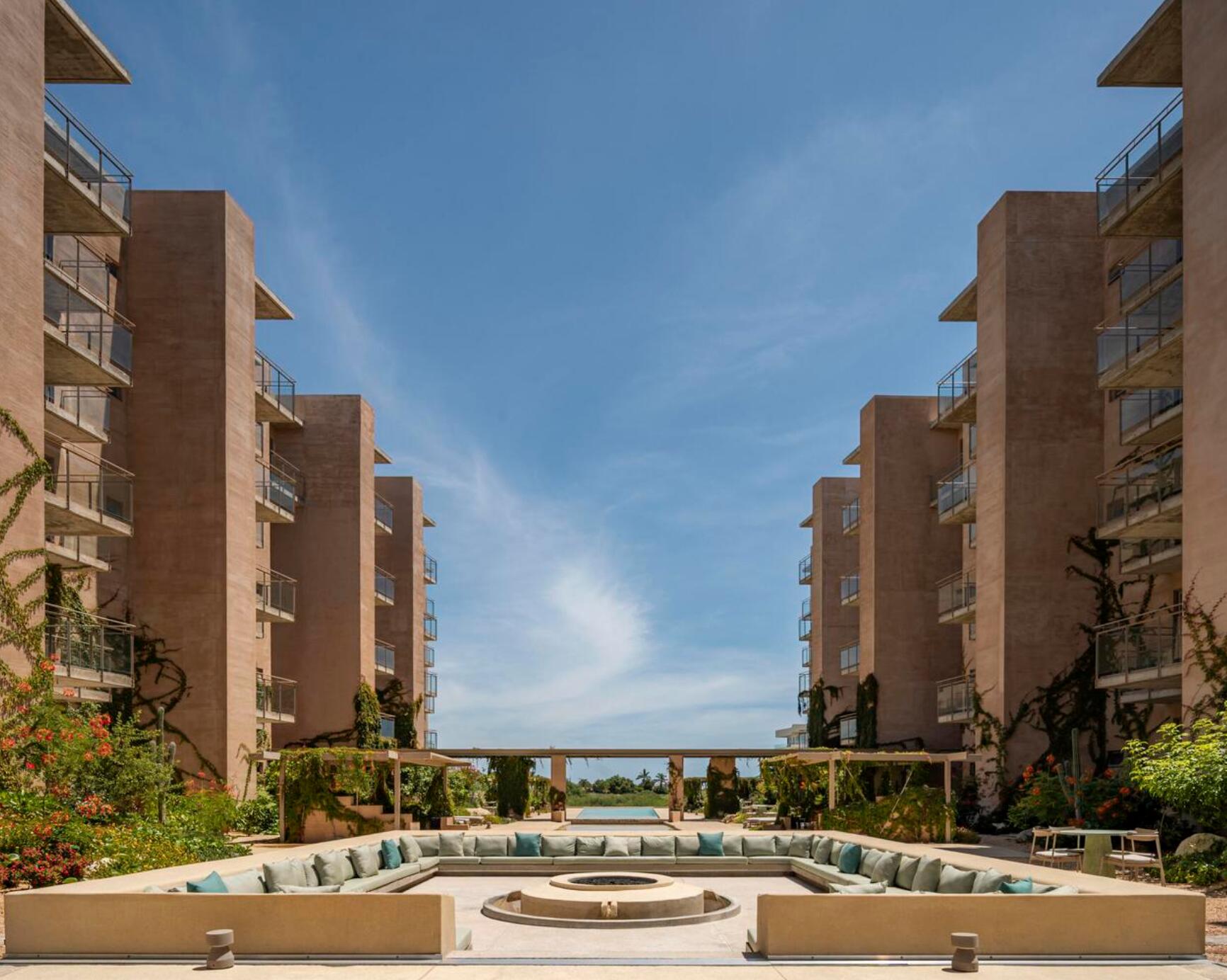 Los Cabos Las Arenas |SEP| – Calle Acceso al Hotel RIU, Cabo Corridor, BS