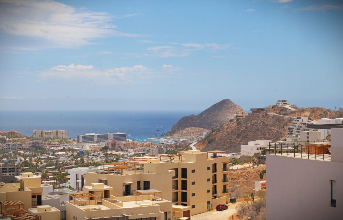 Los Cabos Csl Near Bch &Mar:Gen This is one of the nicest condos you'll see on the market. Five min. away from the Marina and close to El Pedregal. The upgrades, furnishings, and artwork alone are valued at over – Tezal Sea of cortez, Cabo Corridor, BS