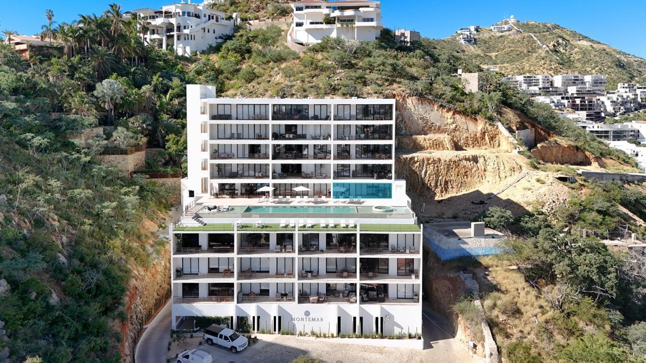 Los Cabos Centro Rare opportunity to own a fully furnished 2 bedroom, 2 bathroom condo in a four plex, a property type rarely available in Cabo San Lucas. Ideally located just a 5 minute walk to downtown, the marina, restaurants, shopping, and nearby beaches. This well maintained residence offers a unique boutique style living experience, providing privacy and charm unlike larger condominium developments. With excellent rental income potential, it is perfect as a vacation home, full time residence, or investment property. One of four individual units available for purchase separately, or all four units can be acquired together for a rare multi unit investment opportunity. Motivated – VISTAVELA III, Cabo Corridor, Cabo Corridor, BS