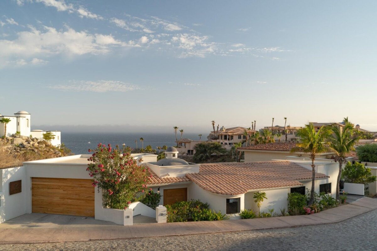 Los Cabos Pedregal Csl BEST VALUE HOME IN PEDREGAL. Positioned high in the prestigious gated community, Casa Nido del Mar captures the essence of luxury coastal living with sweeping Pacific Ocean – 18 Santa Carmela, Cabo Corridor, BS