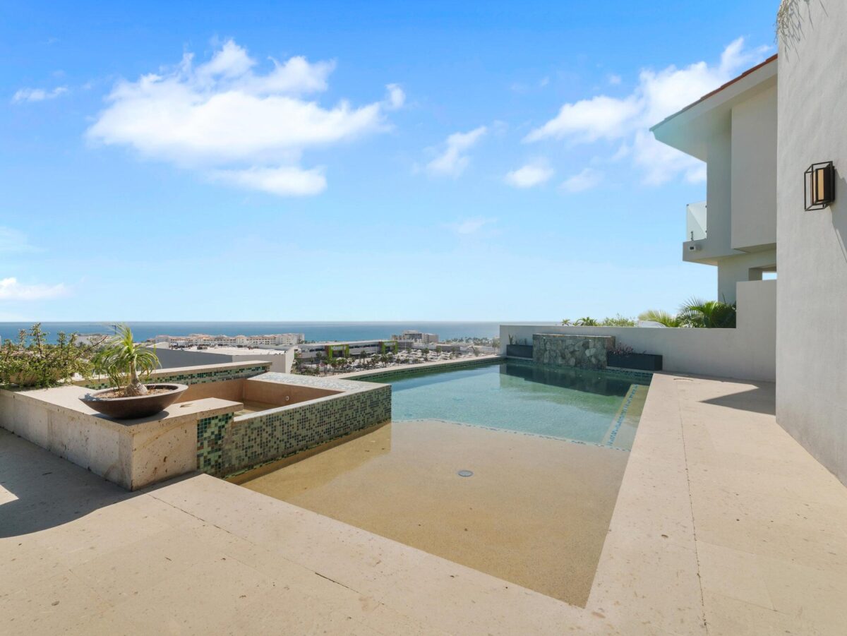 Los Cabos La Cima Set at the highest point of La Cima in the prestigious gated community of Club Campestre, this 5-bedroom, 3.5-bath residence enjoys spectacular – LA CIMA 10, San Jose del Cabo, San Jose del Cabo, BS