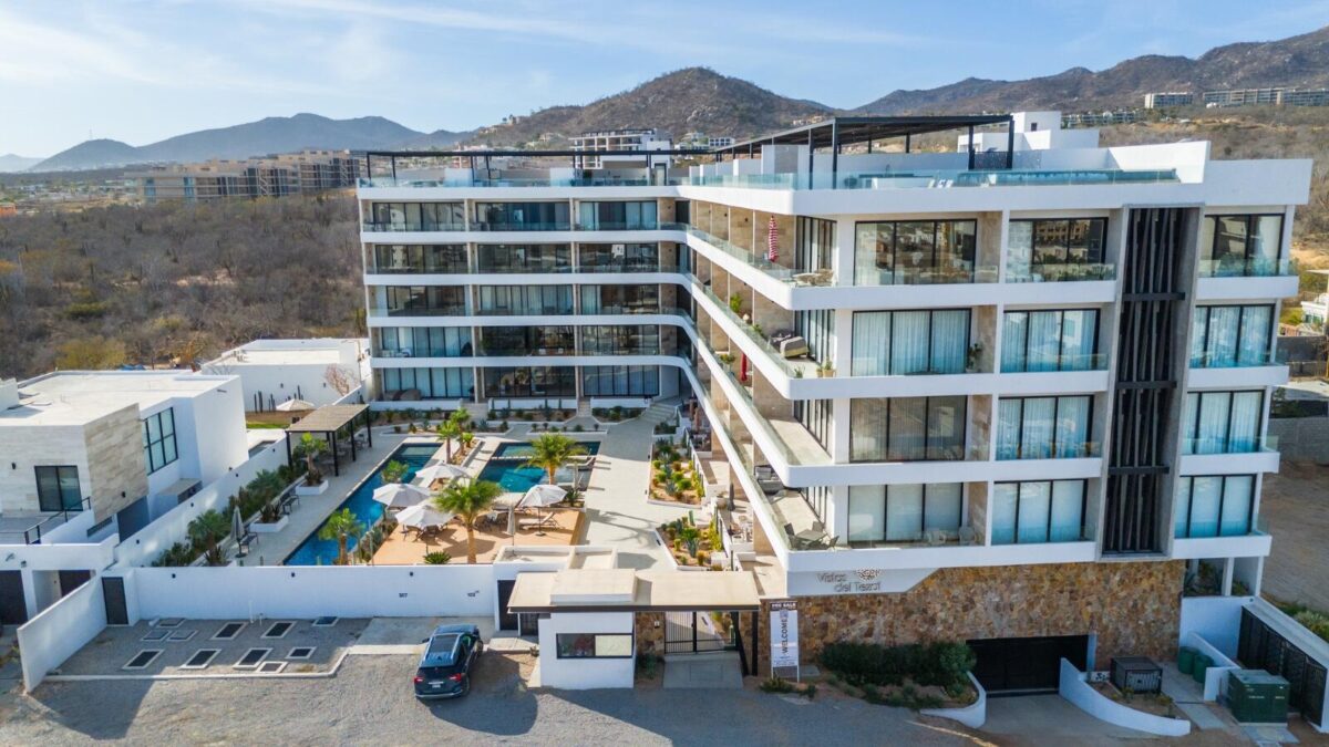 Los Cabos Lumaria Ready for Delivery! This unit offers 2 bedrooms, 2 bath, 2 parking spaces, 1 underground and 1 outside. Lumaria offers spacious, open-concept residences with a column-free design, expansive windows, and seamless indoor-outdoor living that showcases breathtaking ocean – SN CALLE DEL PESCADOR, Cabo San Lucas, BS