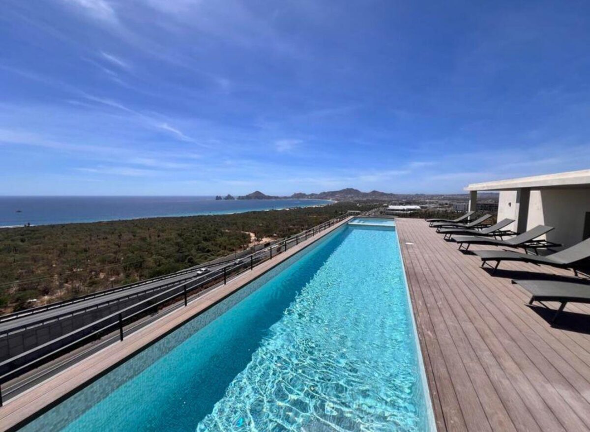 Los Cabos Torre Catalina Discover unparalleled luxury in this exquisite Penthouse overlooking the iconic Cabo San Lucas arch. Located in Tezal, just moments away from pristine beaches, world-class dining, and vibrant nightlife, this residence offers the perfect blend of privacy and proximity to all that Cabo San Lucas has to offer. Every detail of this Penthouse exudes sophistication and elegance, from its immaculate interior decor to its state-of-the-art amenities. Designed for both relaxation and entertainment, the spacious living areas flow seamlessly onto expansive terraces, where you can savor the spectacular unsets over the Sea of Cortez. – Torre Catalina, Cabo Corridor, Cabo Corridor, BS