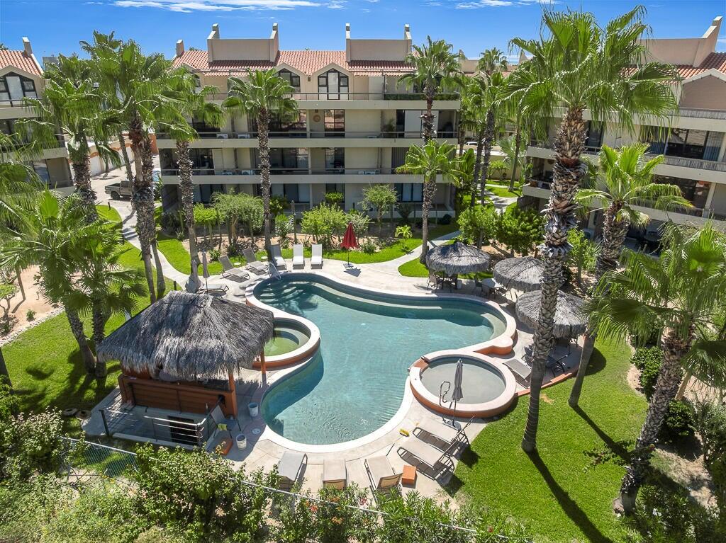 Los Cabos Club La Costa Best Value In Club la Costa - ''Impecable condition'' penthouse with private garage. Fully equipt two storey home with fresh paint, – Phase 2 Villa 10 Garage #46, San Jose del Cabo, BS