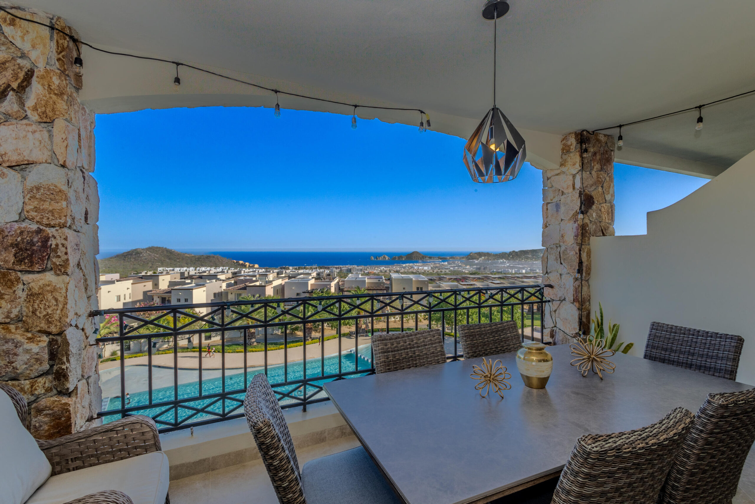 Los Cabos Ventanas Perched in a breathtaking setting with sweeping ocean for sale